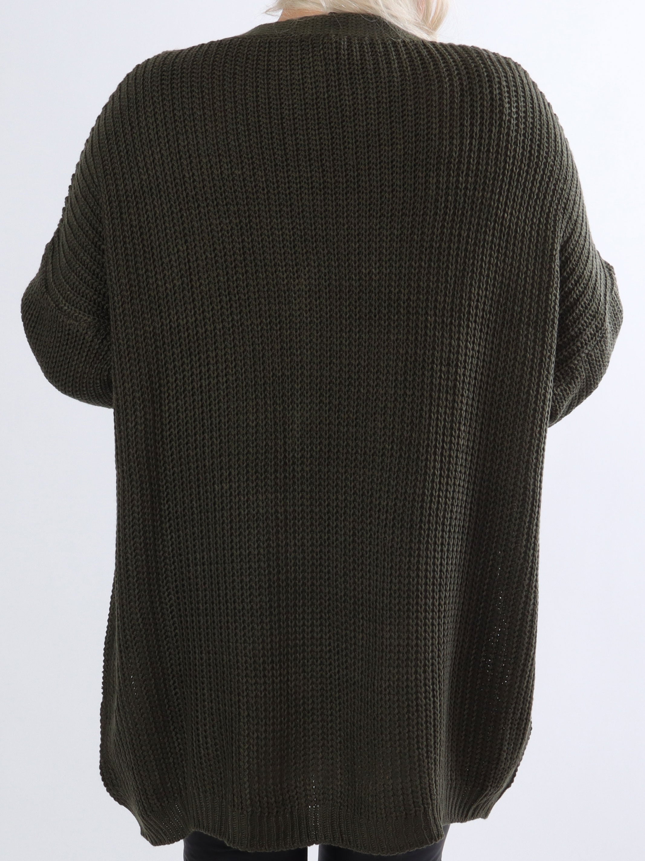 Millymy - Plus size cardigan i strik med store knapper